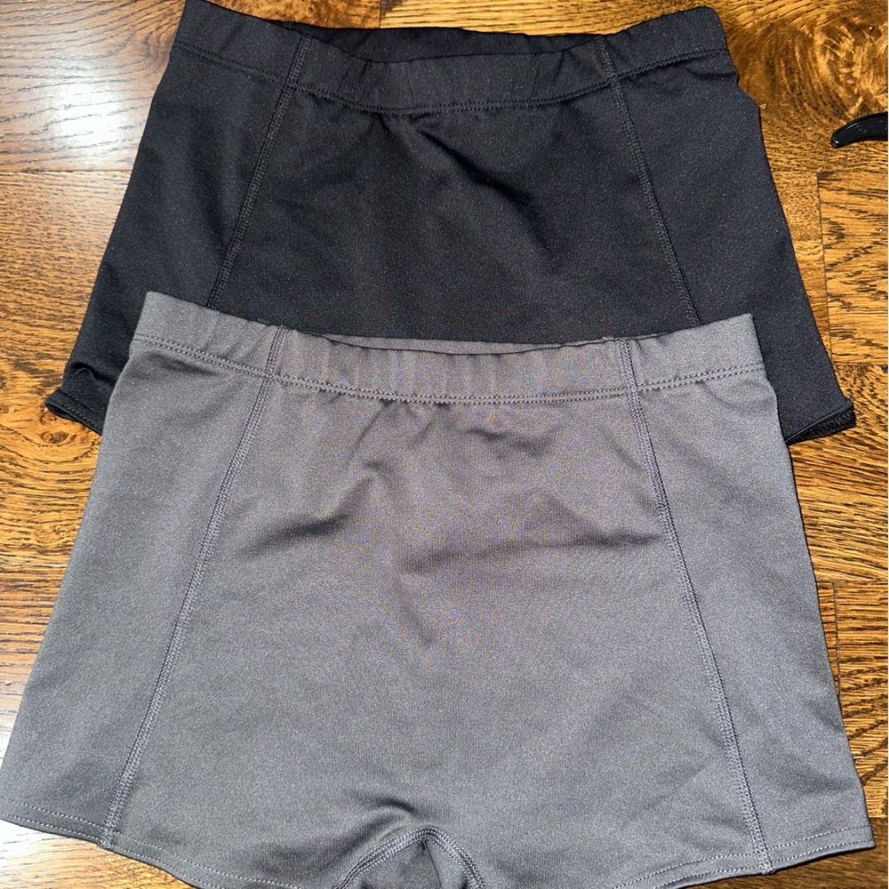 Gray and Black Spandex Shorts Set